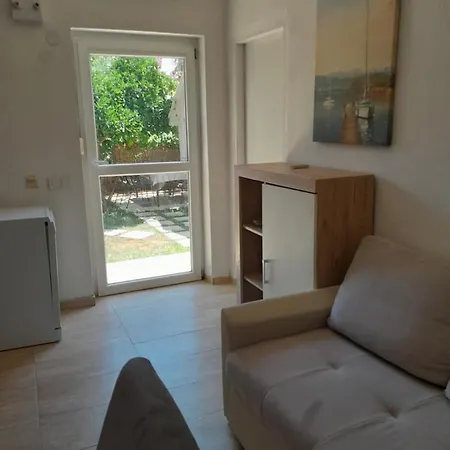 Maja Garden Apartamento Zadar