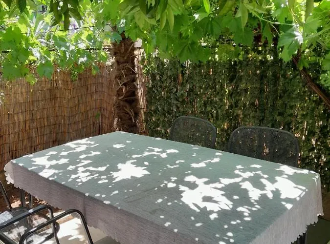 Maja Garden דירה